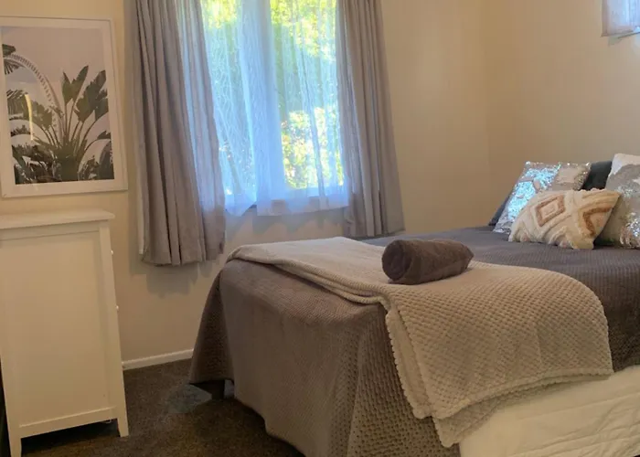 The Homestead - Cosy 3 Bedroom House * Rotorua